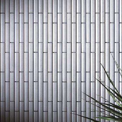 Installation for corner